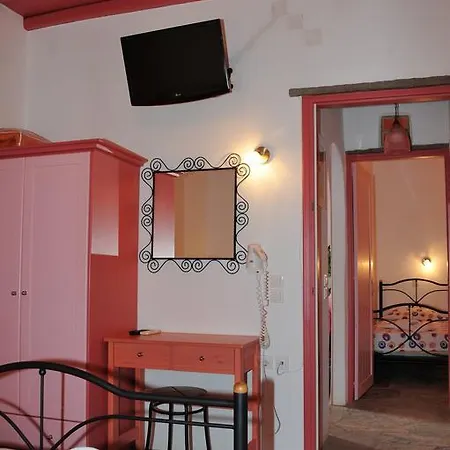 Drosoulites * Agios Ioannis (Tinos)